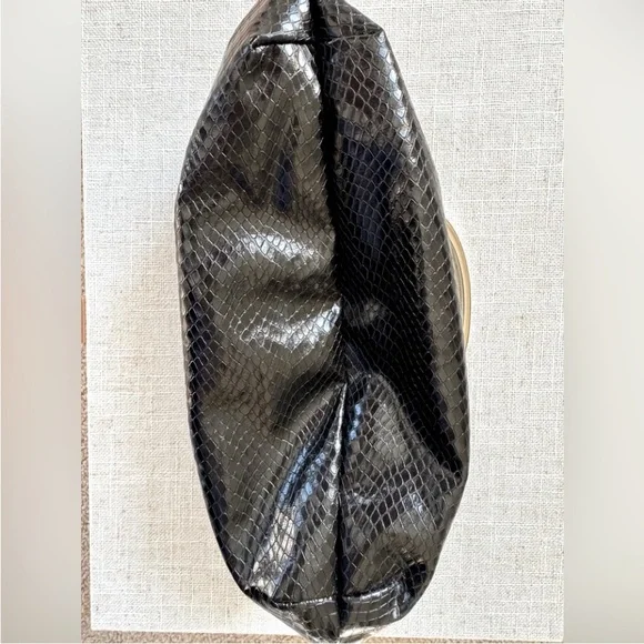 Express Black Clutch Croc Effect Animal Print Leather Silver Ha… - Picture 7 of 8